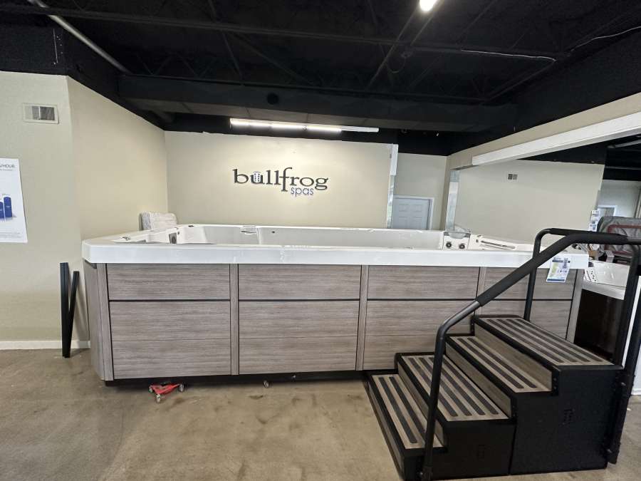 Bullfrog S200 Series Spas.